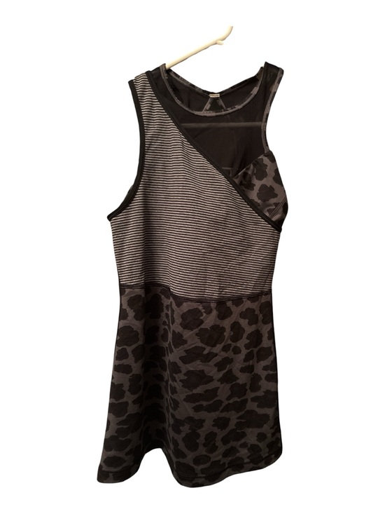 lululemon athletica Tops - Lululemon Cold Shoulder 2 in 1 Meshed Up Bra and Tank Top Camo size 6 RARE